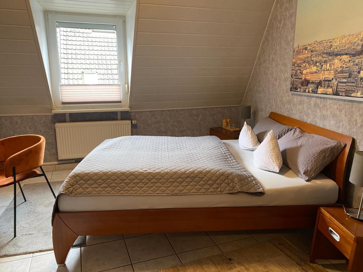 Hotel Zum Schiffchen บรุกเกน ภายนอก รูปภาพ